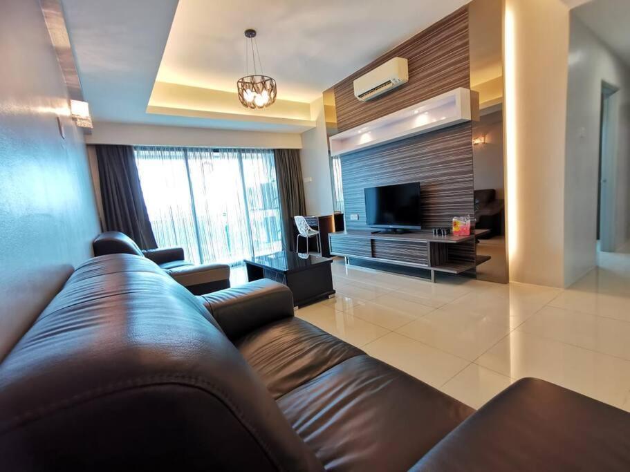 Glamorous At Kinta Riverfront Apartment Ipoh Dış mekan fotoğraf